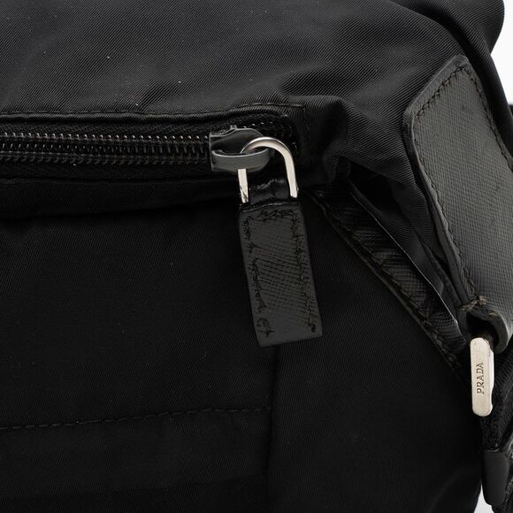 Prada Tessuto Montagna Messenger - Picture 11 of 16